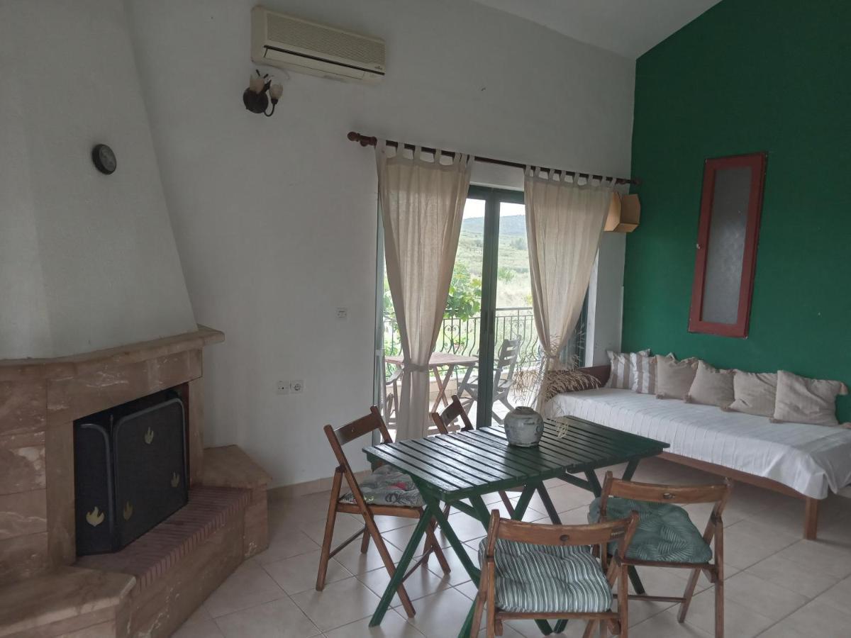 The White Rabbit Guesthouse Eco-Lodge "Cosy Apartment" Псахудиа Екстериор снимка
